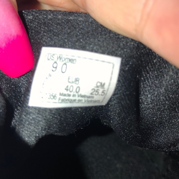 Threaded vans - Picture 3 of 3